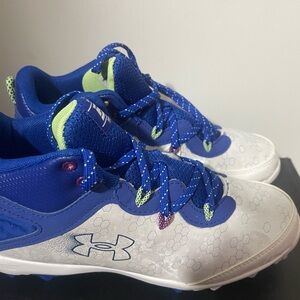 Under Armour Kids Sneakers in Blue and White